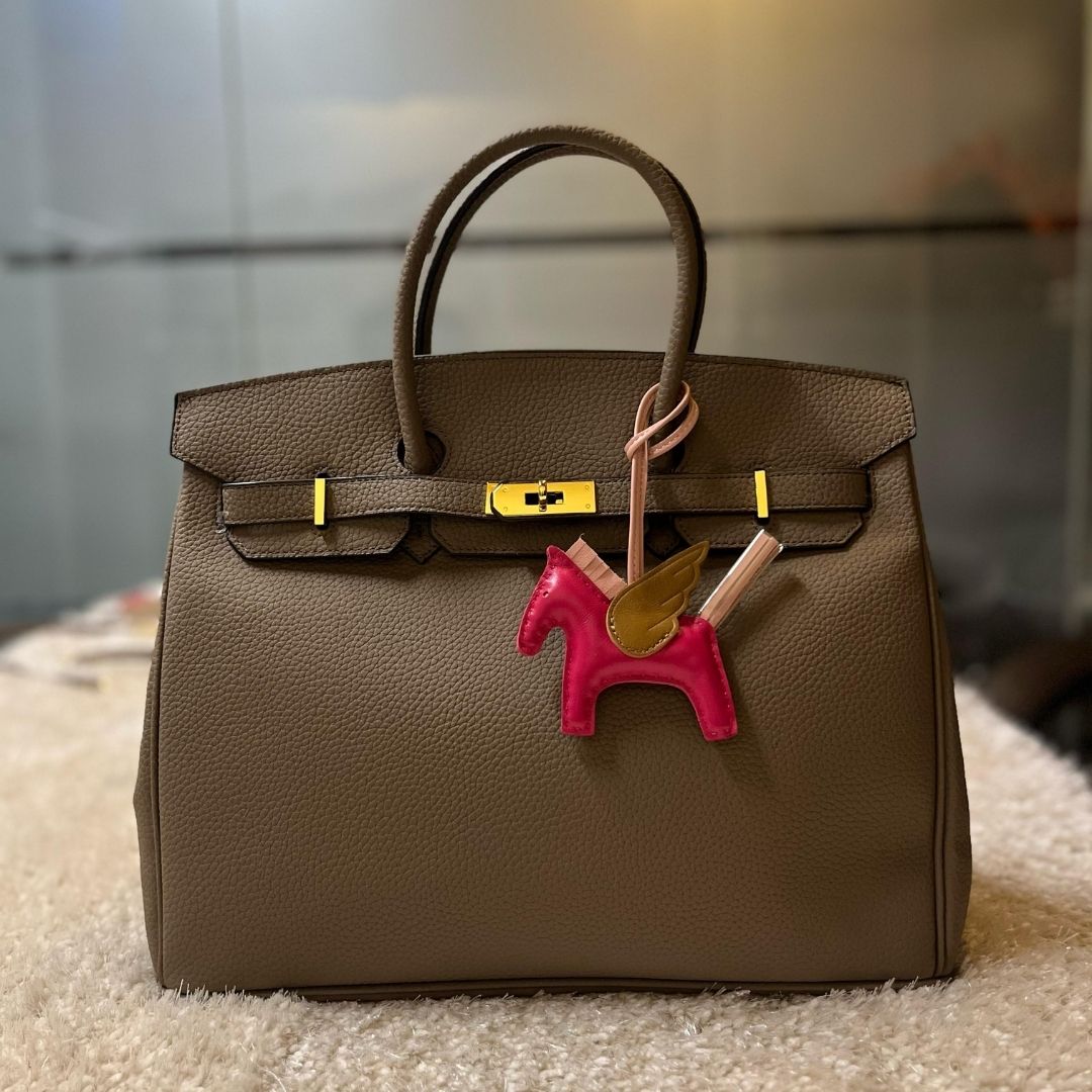 Horse charm - Carry City