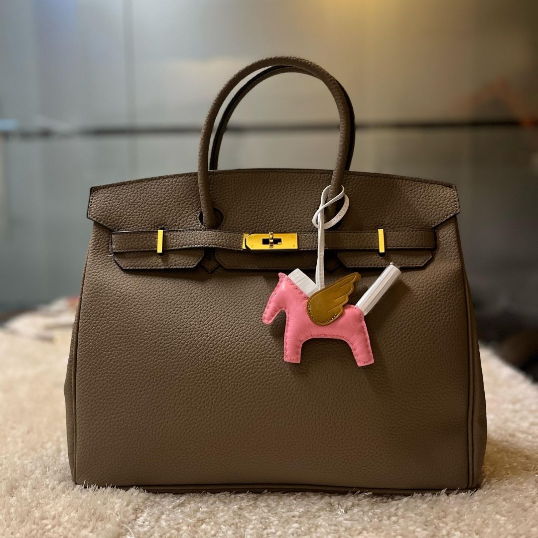 Horse charm - Carry City