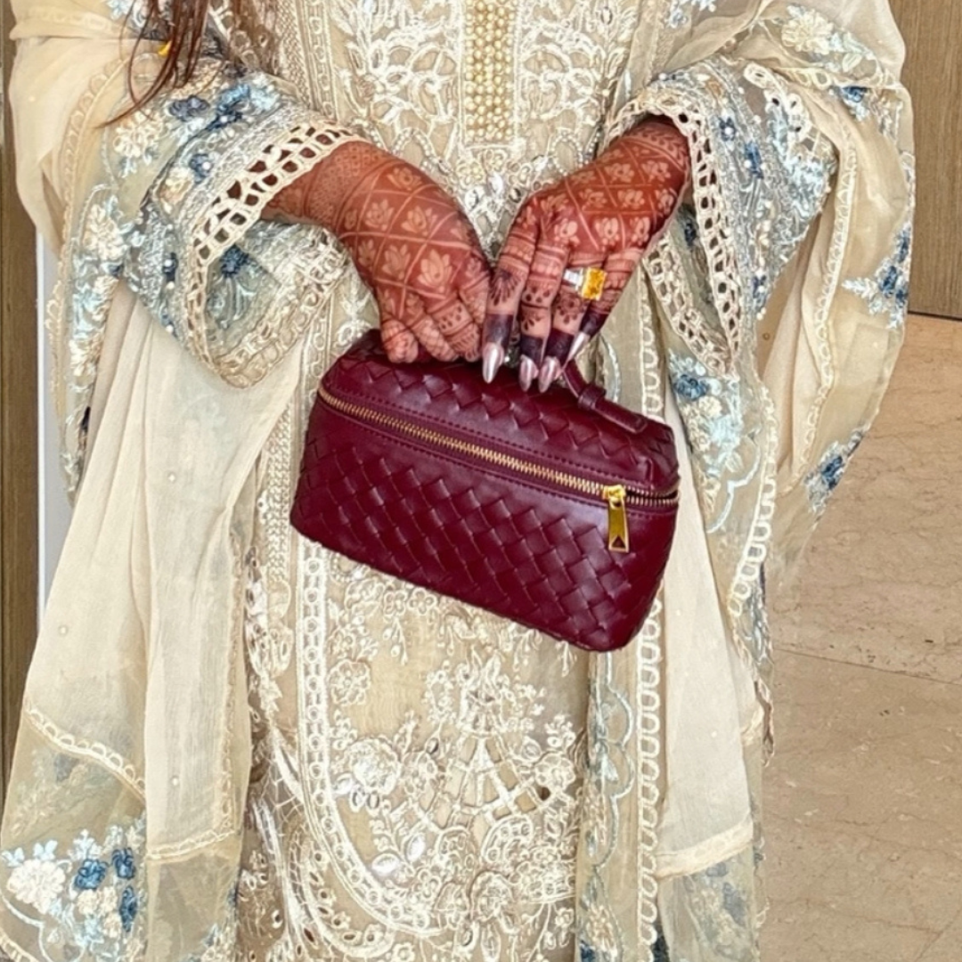 Cherry Sling - Carry City