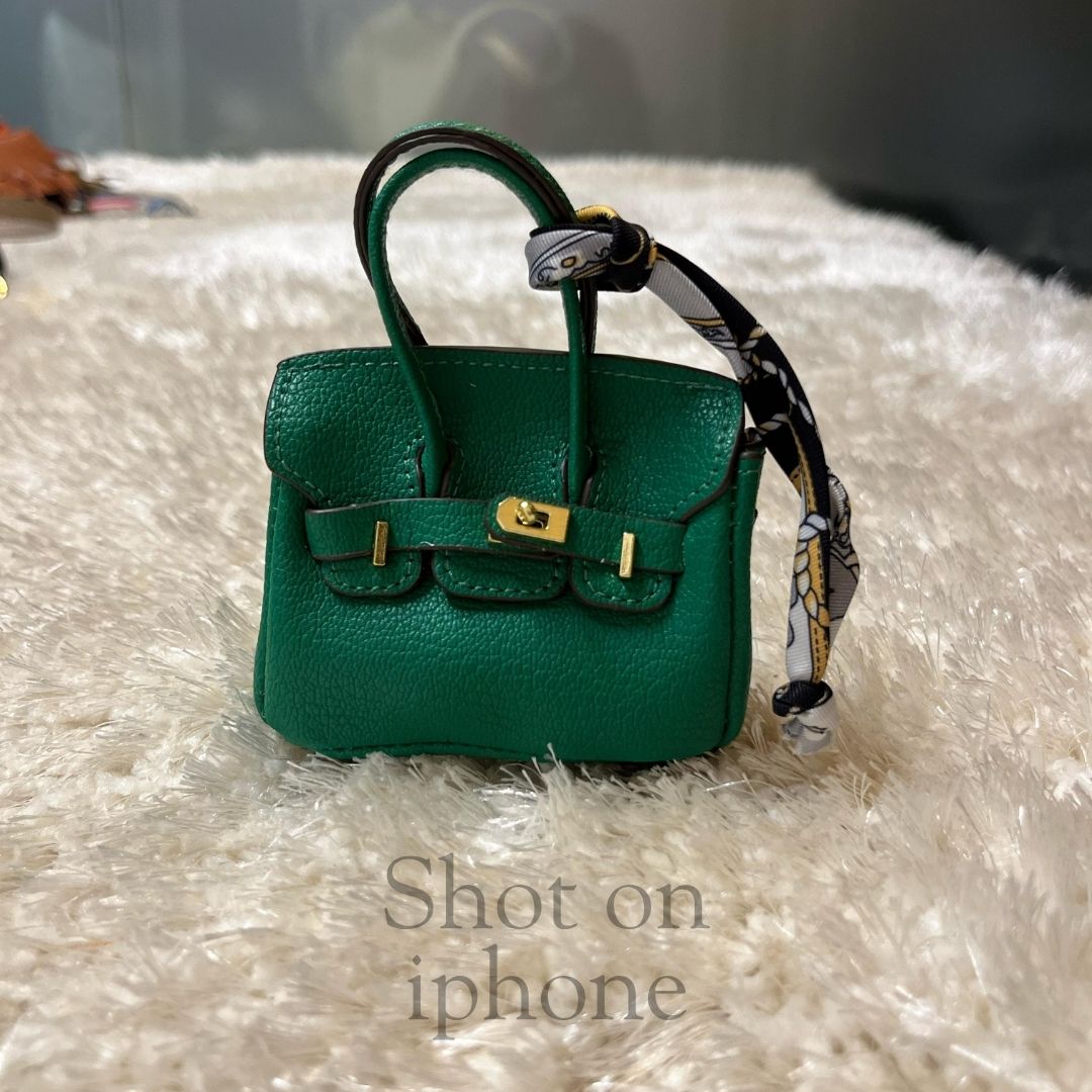 Bella Charm - Carry City