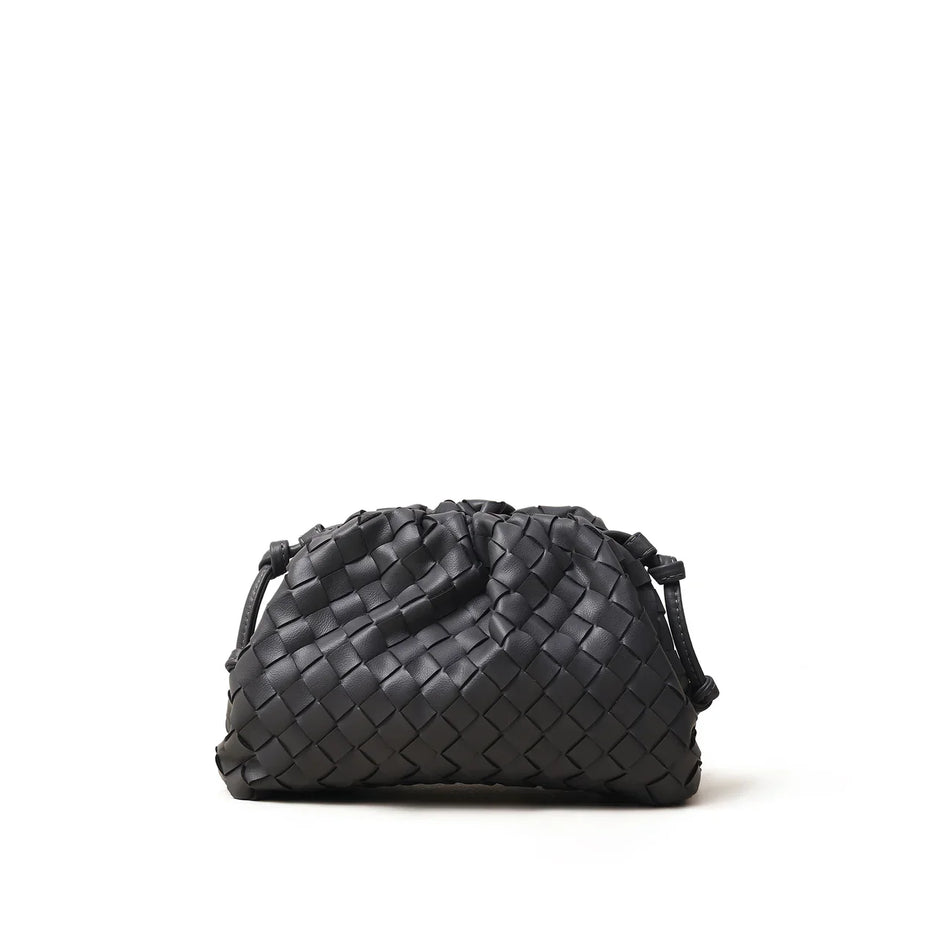 5 Must-Have Clutch Bags for Women to Elevate Your Style