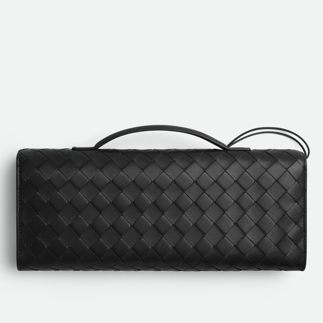 Alma Clutch