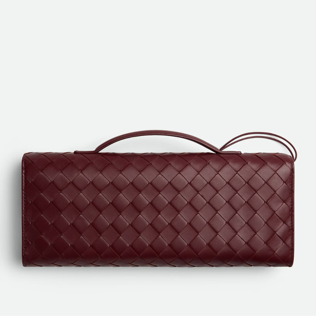 Alma Clutch