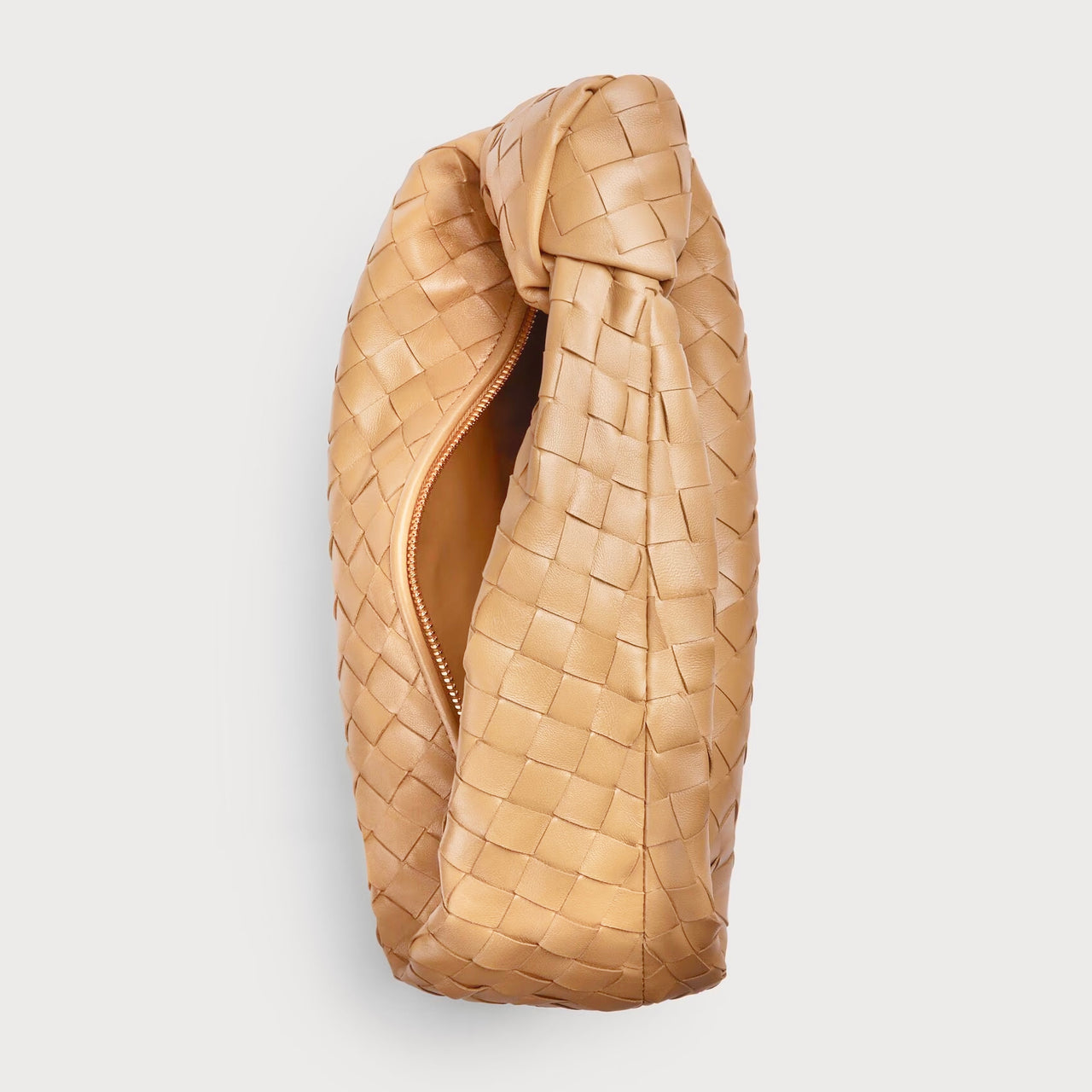 Knotty Camel
